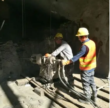 固始水下抗分散灌浆料特点 水下不分散注浆料介绍