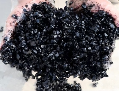 固始沥青冷补料（沥青砂）的优势特点与施工流程解析